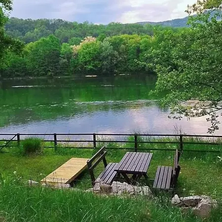 March On The Drino 巴伊纳巴什塔