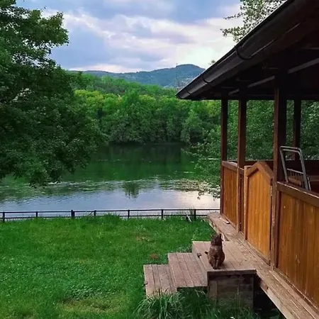 公寓 March On The Drino *