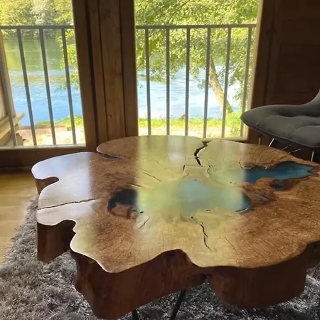 March On The Drino * 巴伊纳巴什塔